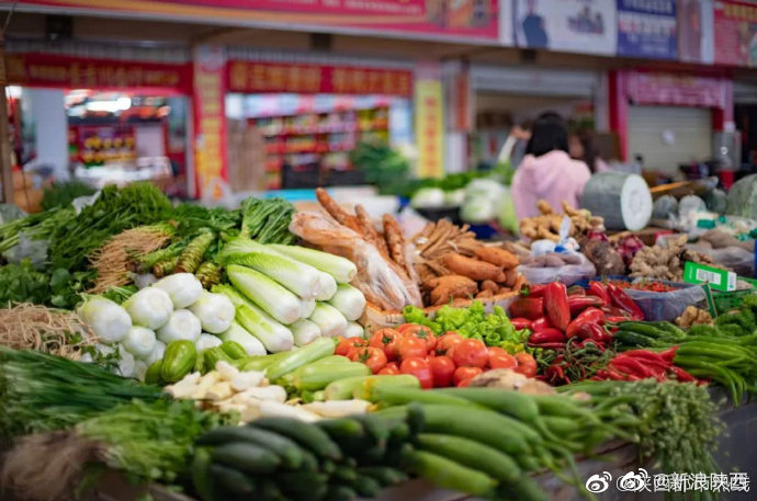 惠州送菜公司了解11月全國蔬菜價格高位回落 月環比漲幅明顯收窄